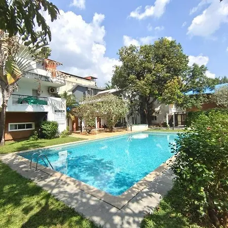 Villa M - Solitude: Beachside Candolim Retreat with Pool Exterior photo