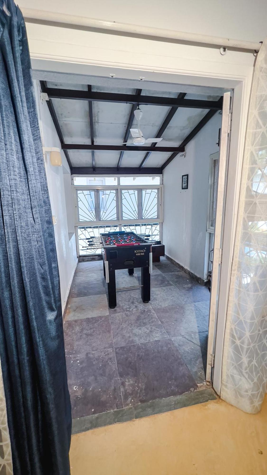 M - Solitude: Beachside Retreat With Pool Villa Candolim