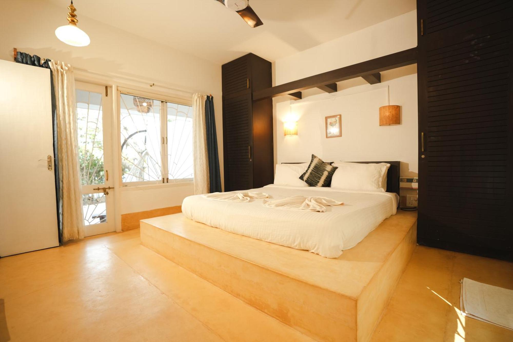 Villa M - Solitude: Beachside Retreat With Pool Candolim