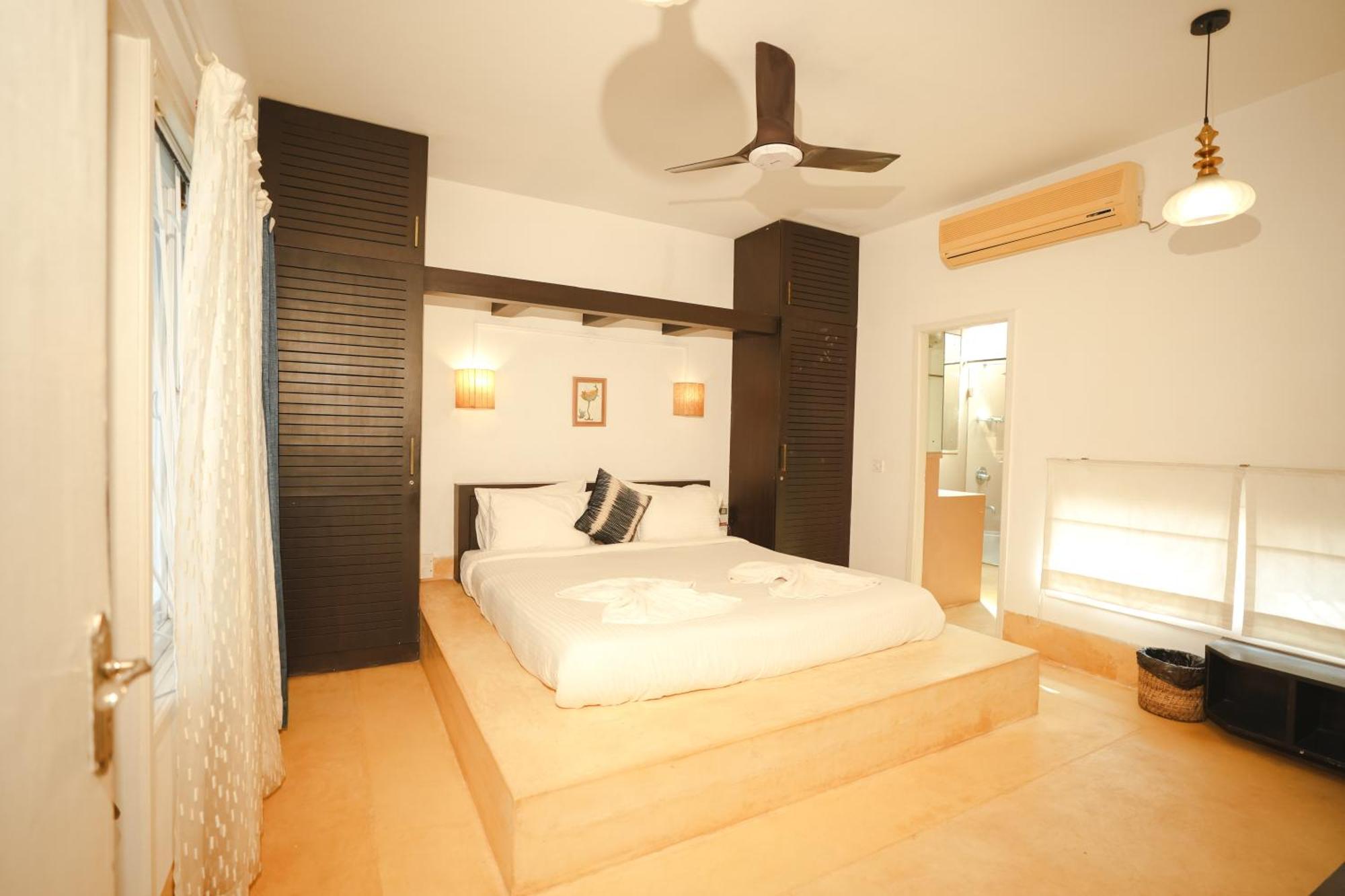 M - Solitude: Beachside Retreat With Pool Villa *